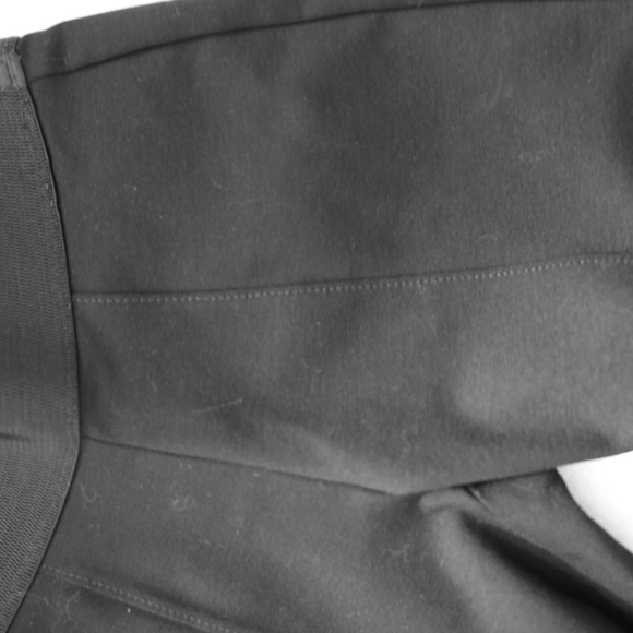 Nygard Slims by Peter Nygard Black Capri Pants Size S/P 6-8 - Picture 4 of 6